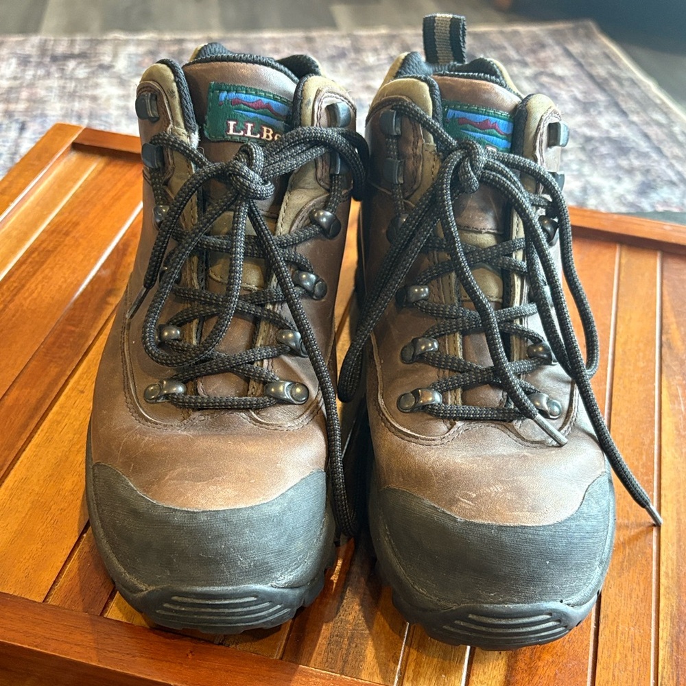L.L. Bean Women's Leather Hiking Boot Gore Tex size 8.5